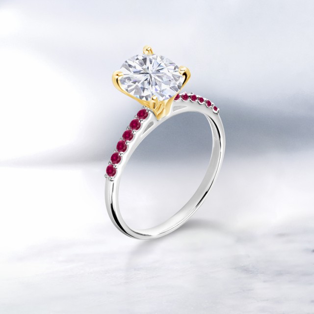 きます 指輪 合成ルビー 10金 ツートンゴールド(K10) オーの通販はau PAY マーケット - Gem Stone King ジュエリー専門店|商品ロッ リング レディース 1.68カラット Forever Brilliant モアサナイト Charles & Colvard コルバード
