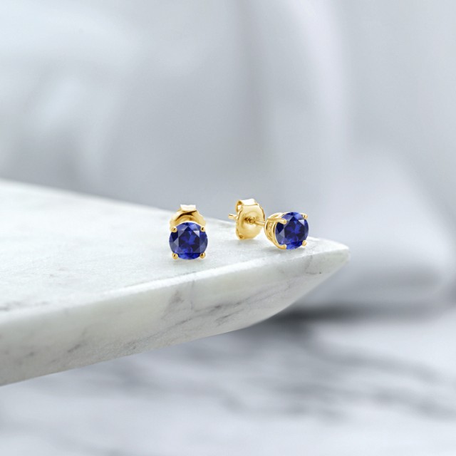 低価人気 ピアス スタッド 金属アレルギー対の通販はau PAY マーケット - Gem Stone King ジュエリー専 レディース 2カラット 合成サファイア シルバー925 イエローゴールドコーティング 一粒 大粒 シンプル 2022大人気