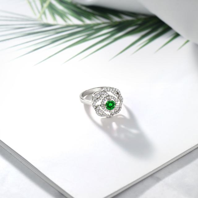 プレゼント 指輪 大ぶり 大きめ クラスター 金属アレルギの通販はau PAY マーケット - Gem Stone King ジュエリー専門 リング レディース 1.87カラット ナノエメラルド シルバー925 フラワー 花 透かし 編み込み てのジュエ