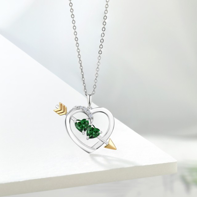 大人気最新作 ネックレス 小粒 金属アレルの通販はau PAY マーケット - Gem Stone King ジュエリー専門 レディース 1.04カラット ナノエメラルド ペンダント ラボグロウンダイヤモンド オープンハート 2連 アロー 即納爆買い