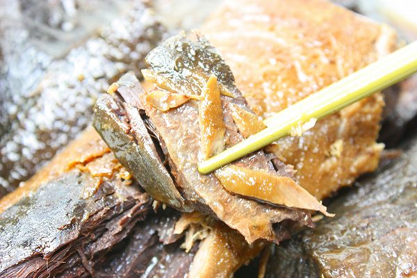 まぐろ血合い煮付けアップ１