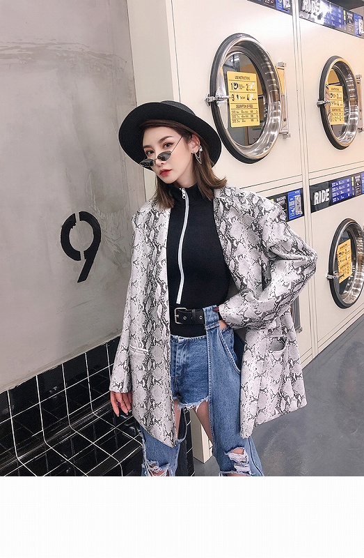 初回特典付 テーラードジャケット レディース アウター オーバーサイズ 大きめ 大きいサイズ 韓国ファッション かっこいい おしゃれ 羽織 ヘビ柄 パ セール Upik Ac Ug