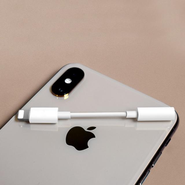 iOS16対応 iPhone イヤホンジャック 変換ケーブル iPhone 14 12 mini SE 2 11 X XS Max 7 8 Plus 変換 アダプタ 音楽再生