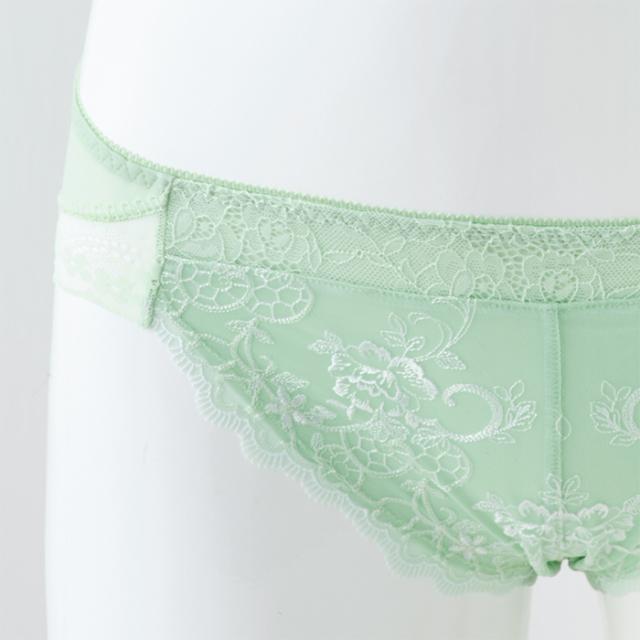 ミーティスショーツ