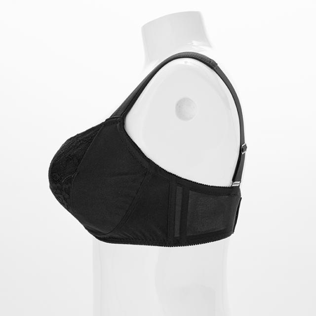 バストアップノンワイヤーブラ・黒