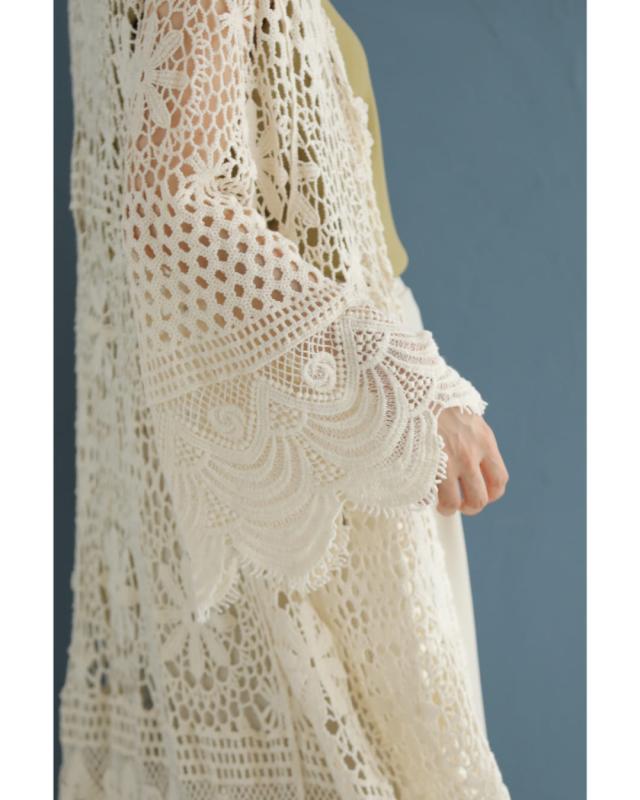 再入荷8月9日 美しい柄を纏うクロシェロングカーディガン cawaii