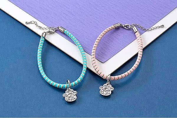 肉球チャーム ブレスレット