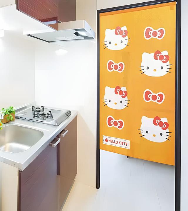 のれん ハローキティりぼん キッチン使用イメージ画像