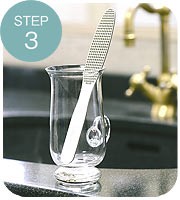 水洗いし乾燥させ保管