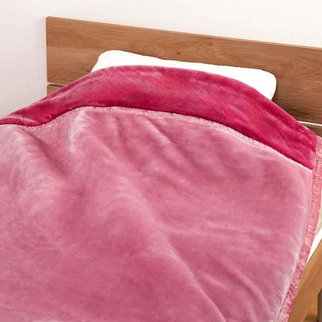 テイジン掛け毛布 無地ピンクの素材拡大と毛布の断面構造を示すイラスト