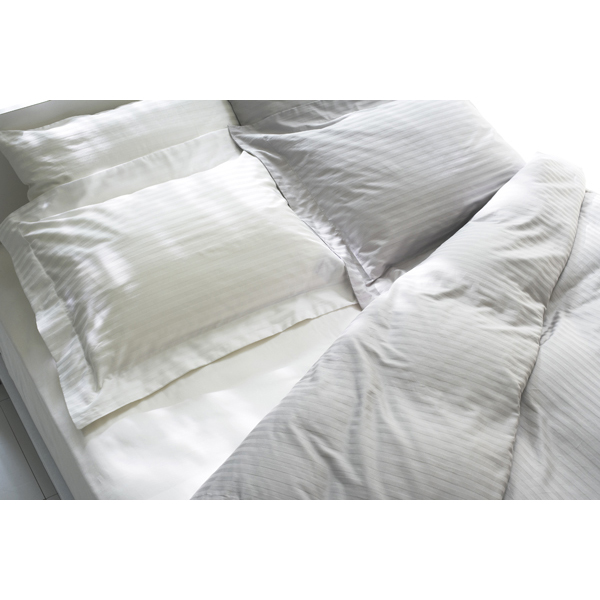 ﾋﾟﾛｰｹｰｽ