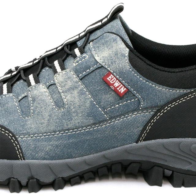 防水仕様 スリッポンスニーカー