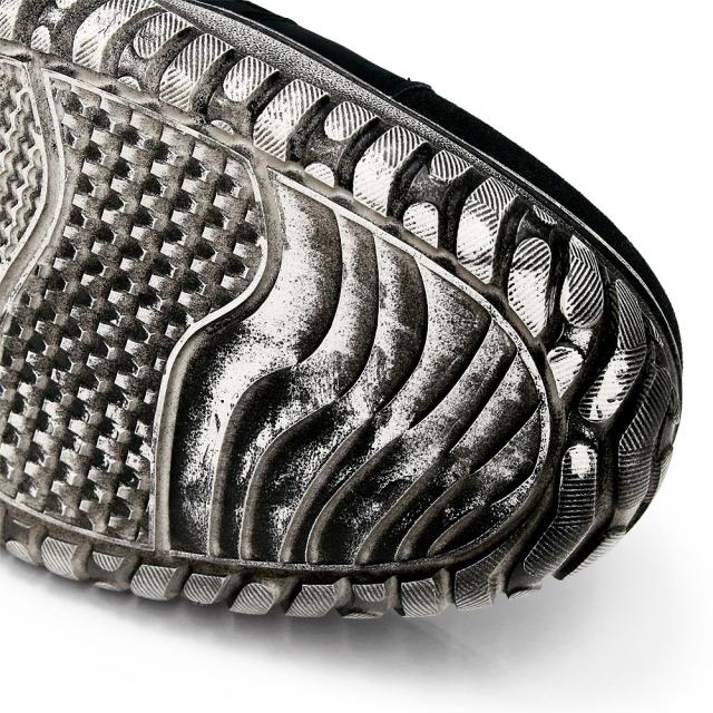 防水仕様 サイドライン スニーカー