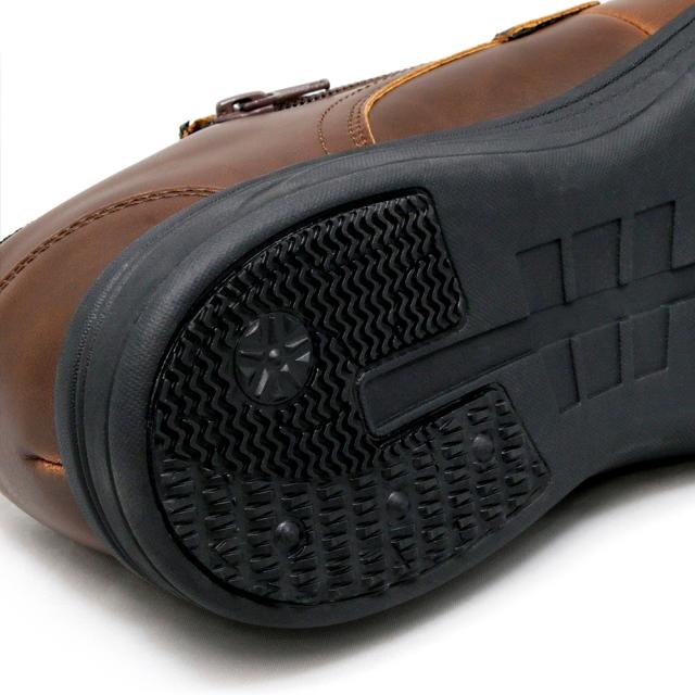 軽量 スニーカー