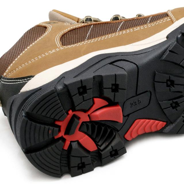 防水 トレッキングシューズ