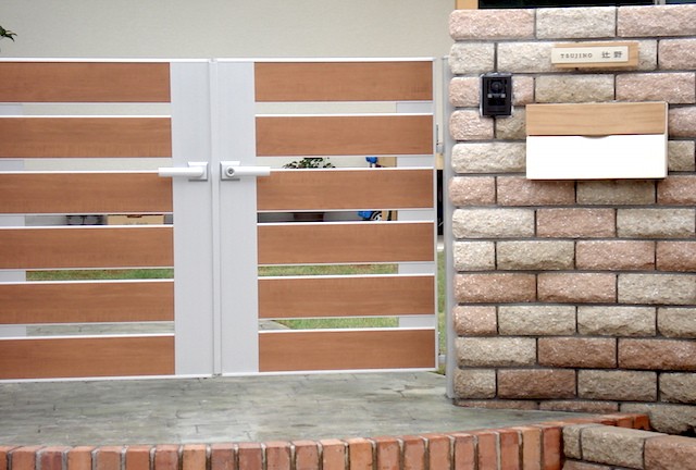 ライトアッシュ