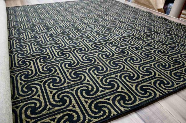 カーキカーペット