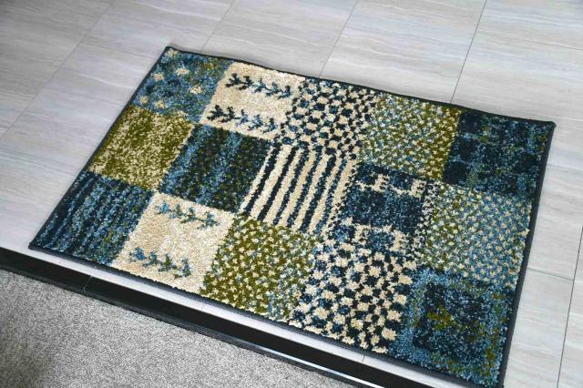 玄関マット青