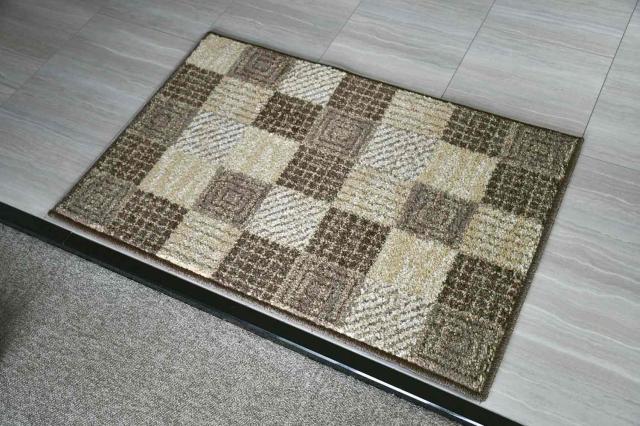 玄関マットモダン