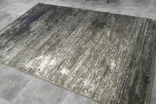 ラグベージュ系