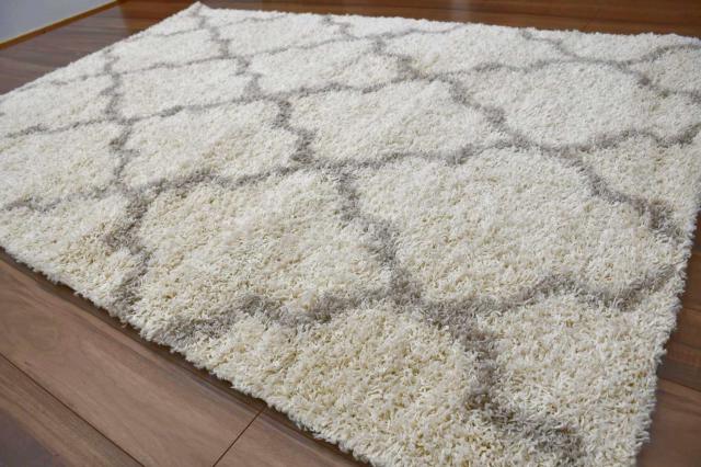 モロッコ柄ラグアイボリー