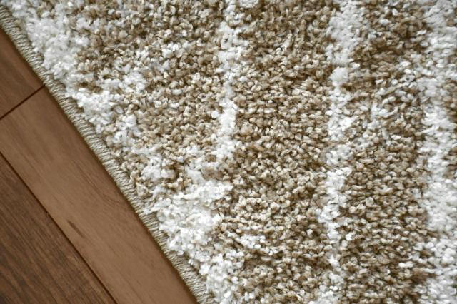 ホワイトベージュ