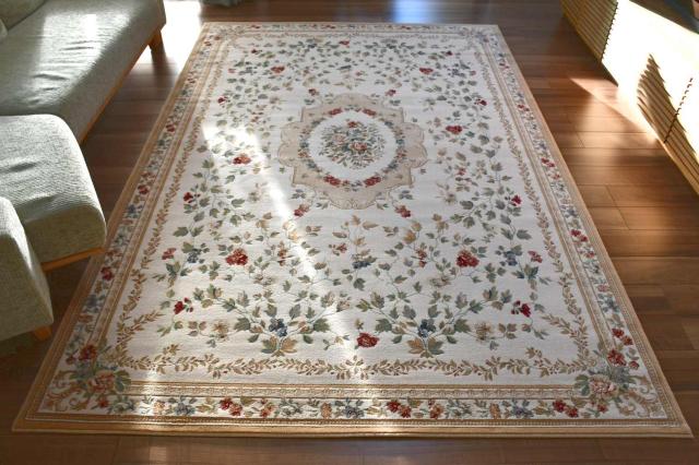 アンティークラグ