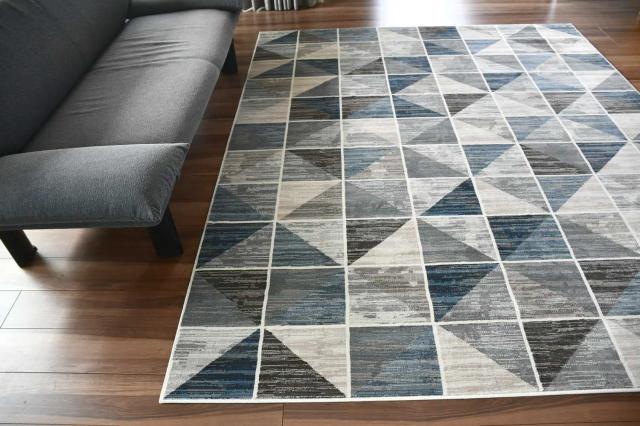 おしゃれなラグ