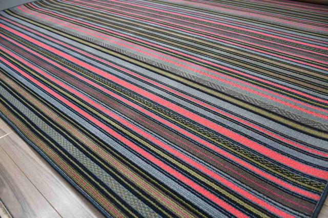 レトロモダンじゅうたん