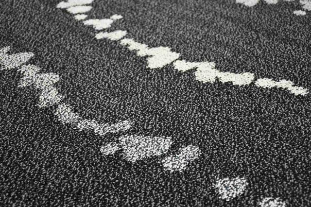 おしゃれな丸い模様入り