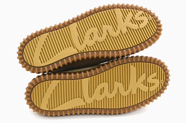 CLARKSクラークスのブーツ トーヒル06