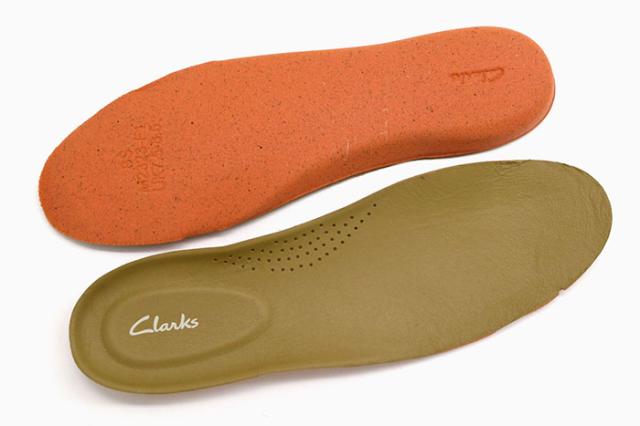 CLARKSクラークスのブーツ トーヒル07