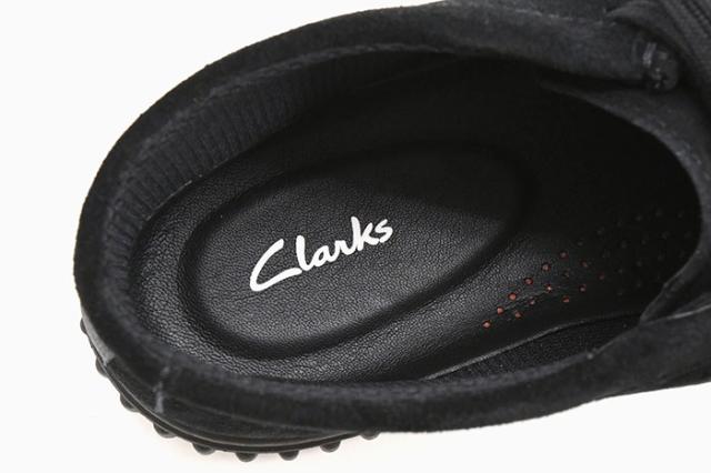 CLARKSクラークスのブーツ トーヒル05