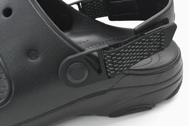 crocsクロックスのサンダル クラシック オールテレイン06