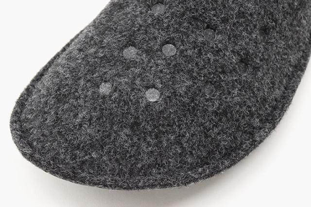 crocsクロックスのサンダル CLASSIC SLIPPER06