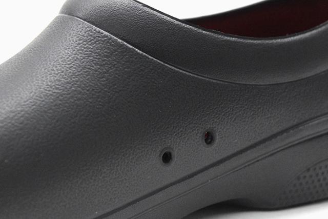 crocsクロックスのスニーカー ON THE CLOCK LITERIDE SLIP ON5