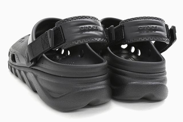 crocsクロックスのサンダル デュエット マックス 2.0 クロッグ04
