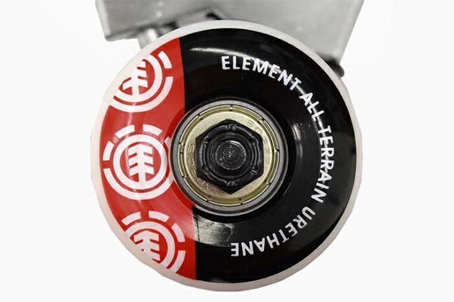 エレメント ELEMENT スケボー スケートボード コンプリート デッキ Quadrant Black Red ( 8.0inch 8.0インチ 完成品 組み立て済み コンプリートセット ブランド メーカー sk8 COMPLETE 大人 初心者 おすすめ BC027-434 )