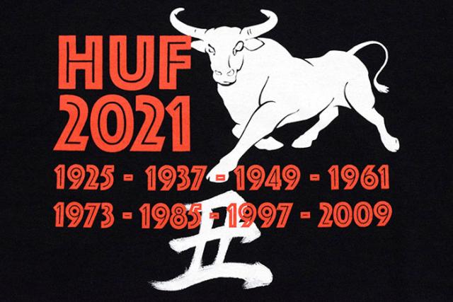 HUFハフのTシャツ YOTO Years04