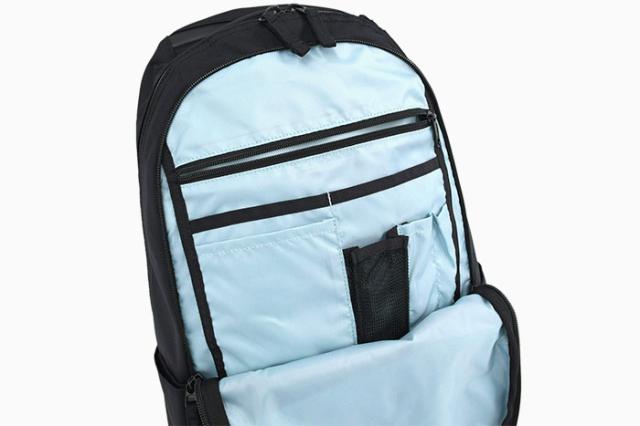 KELTYケルティのバッグ Urban Flat Iron Daypack06