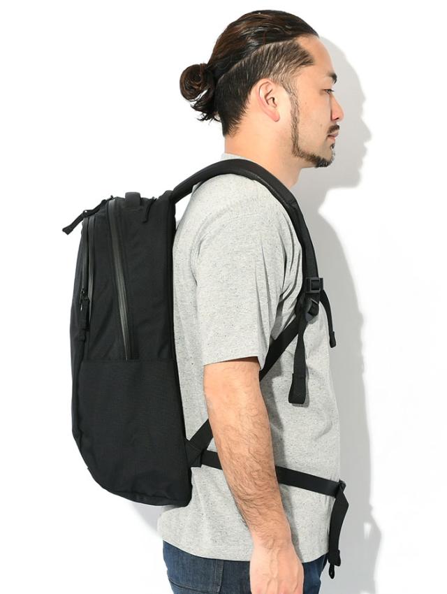 KELTYケルティのバッグ Urban Flat Iron Daypack02