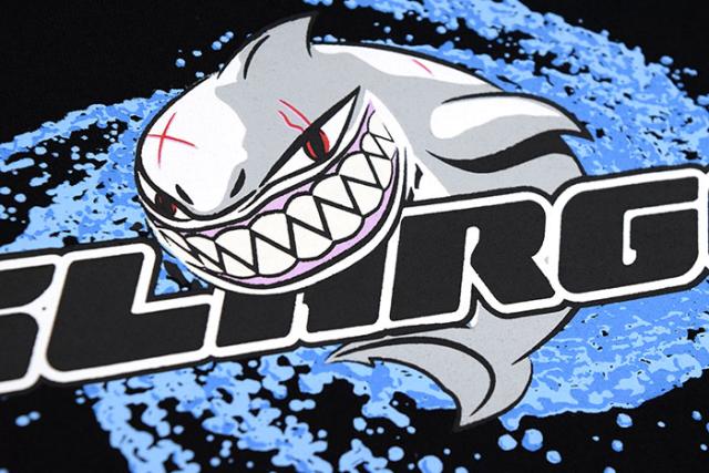 X-LARGEエクストララージのTシャツ Silver Shark06