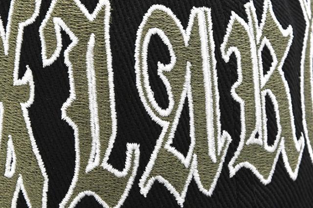 X-LARGEエクストララージのキャップ Arc Logo Cap04