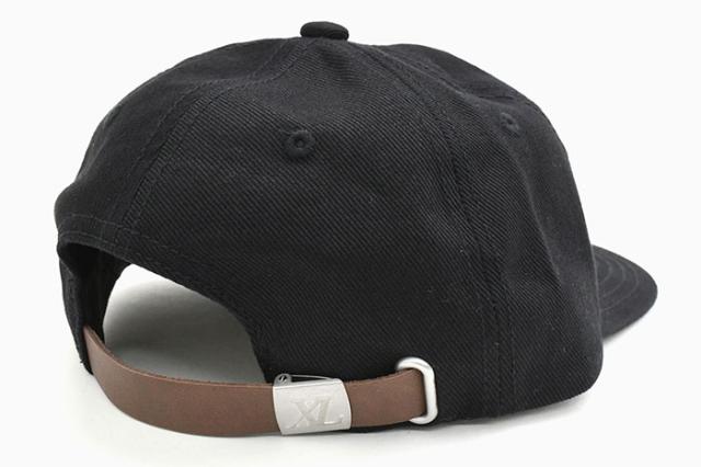 X-LARGEエクストララージのキャップ Arc Logo Cap05