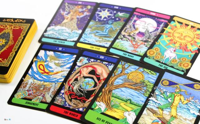 ミスティカル・レルム・タロット MYSTICAL REALM TAROT