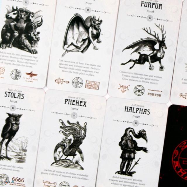 オカルト・タロット・ポケット・エディション 缶入り カード図版