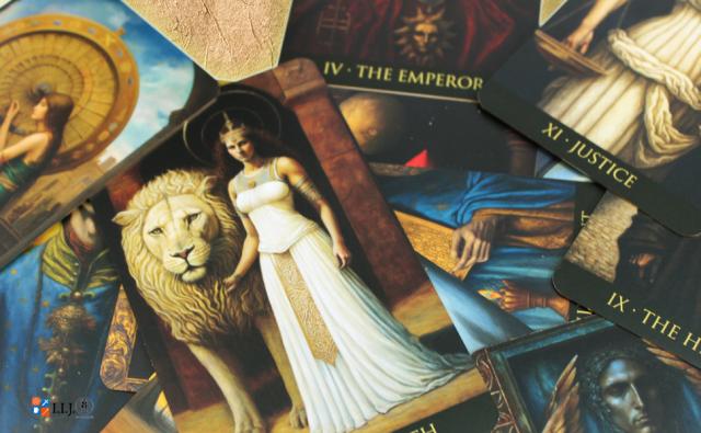 ウィスパーズ・オブ・タイム・タロット WHISPERS OF TIME TAROT