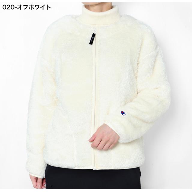 チャンピオン フリースジャケット 着用画像 オフホワイト