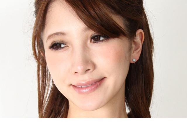 モアサナイト ソリティア ピアス