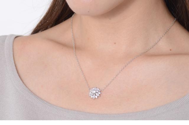 ワイルド ダリア ネックレス